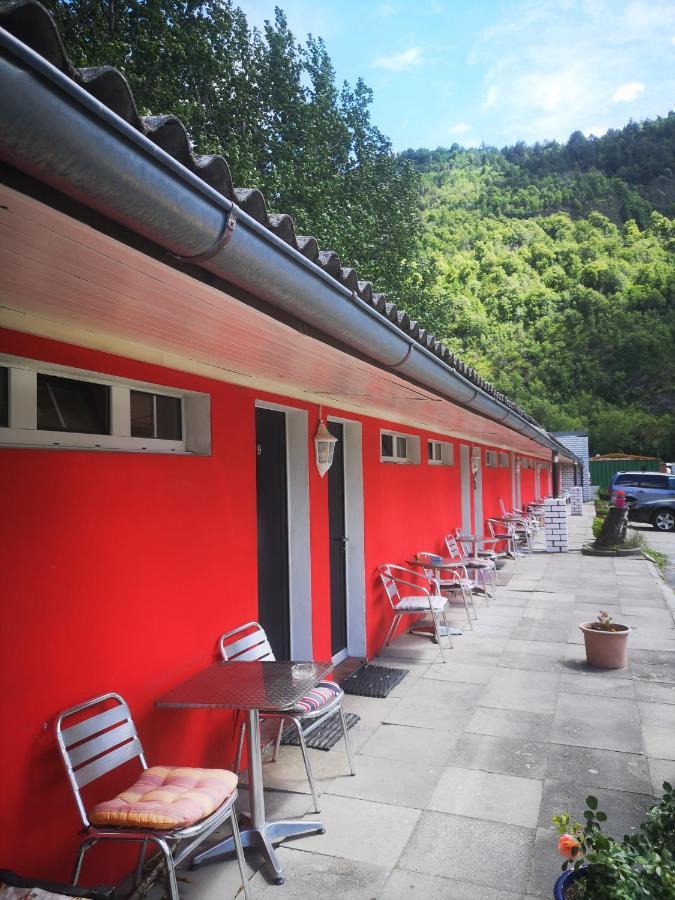 Simplonblick - Self Check-In Motel Raron Exterior foto
